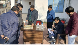 DC Jammu conducts surprise inspection of offices in Tehsil Bahu